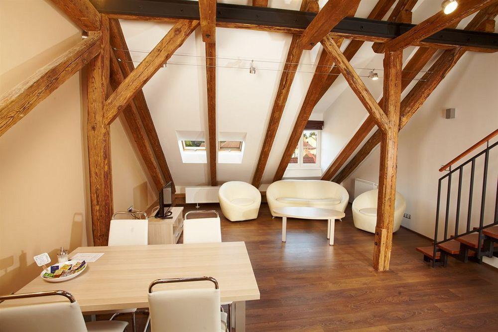 Residence U Cerne Veze Чешка Будьовица Екстериор снимка