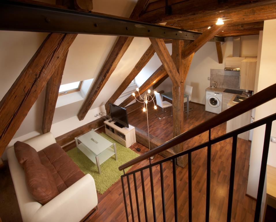 Residence U Cerne Veze Чешка Будьовица Екстериор снимка