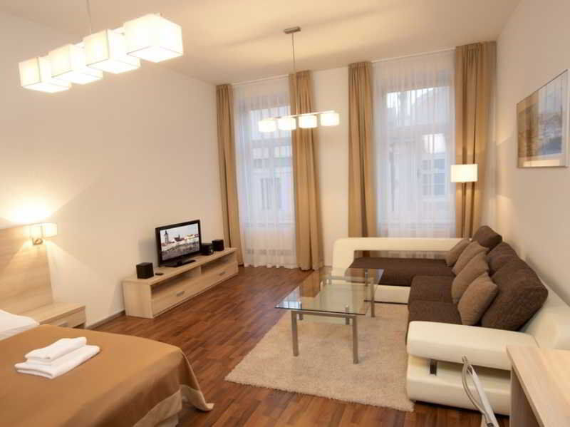 Residence U Cerne Veze Чешка Будьовица Екстериор снимка